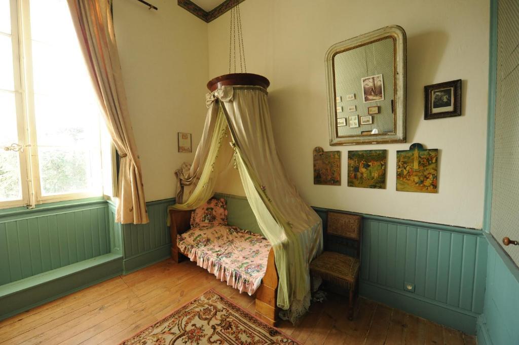 Chambres D'Hotes Du Chateau De Saint Sulpice La Sauvetat-sur-Lède Zimmer foto